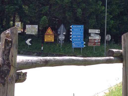Einem Ort wurde ein Foto hinzugefügt