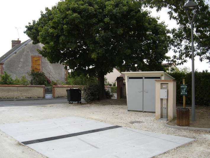 Aire de Service Coullons
