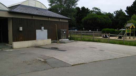 Added a photo to a location