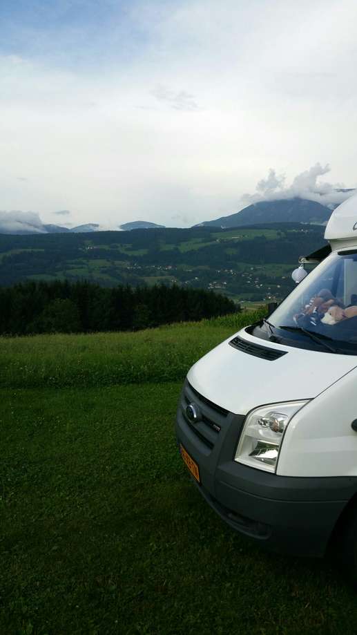 Einem Ort wurde ein Foto hinzugefügt