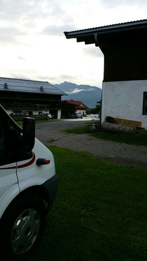 Einem Ort wurde ein Foto hinzugefügt