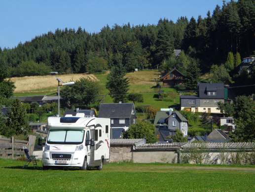Einem Ort wurde ein Foto hinzugefügt