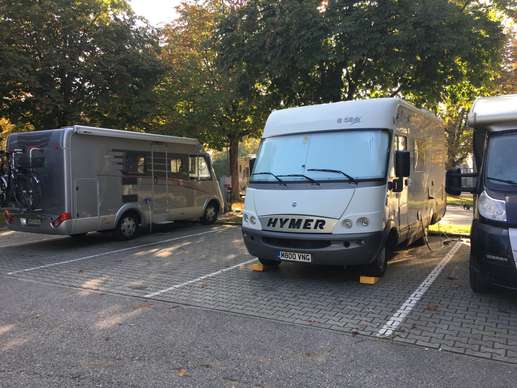 Einem Ort wurde ein Foto hinzugefügt