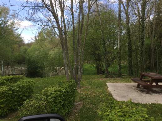 Einem Ort wurde ein Foto hinzugefügt