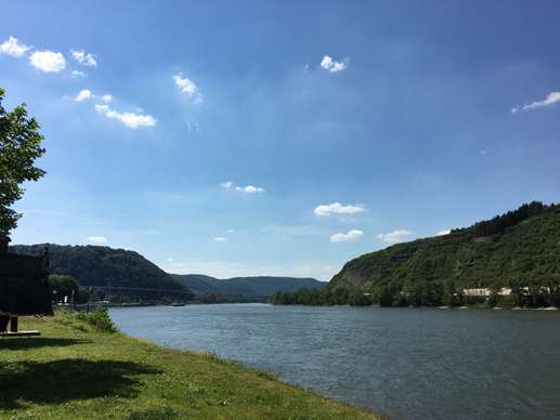 Einem Ort wurde ein Foto hinzugefügt