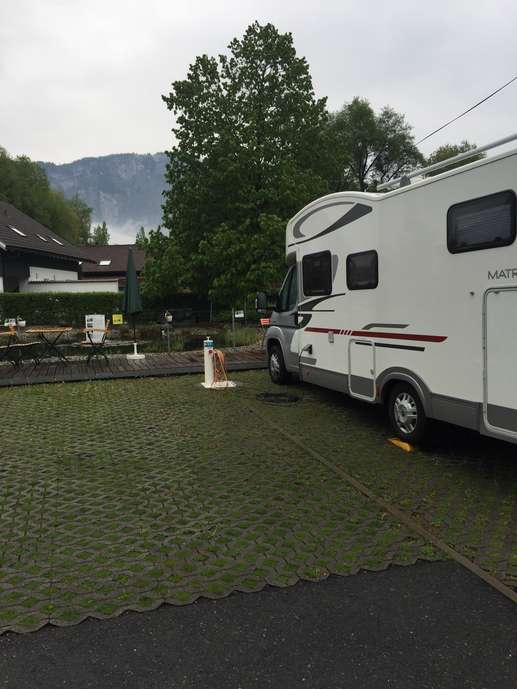 Einem Ort wurde ein Foto hinzugefügt