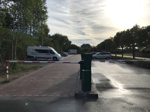 Einem Ort wurde ein Foto hinzugefügt