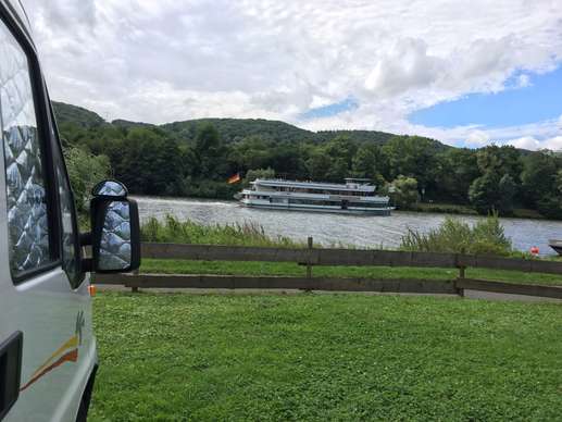 Een foto toegevoegd aan een locatie