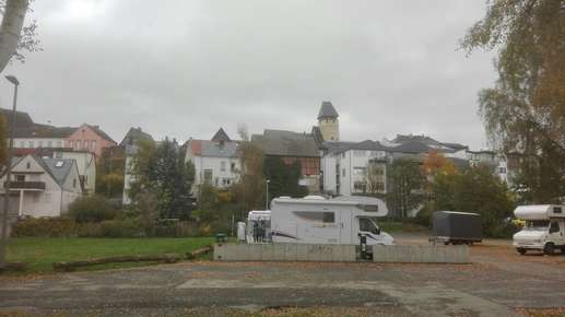 Einem Ort wurde ein Foto hinzugefügt