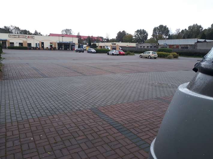 Auschwitz parking