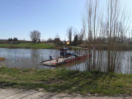 Added a photo to a location