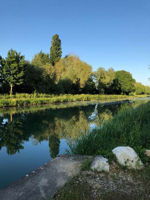 Added a photo to a location