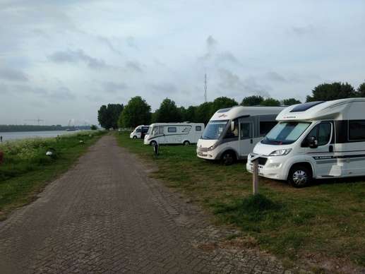 Een foto toegevoegd aan een locatie