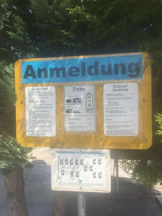 Einem Ort wurde ein Foto hinzugefügt