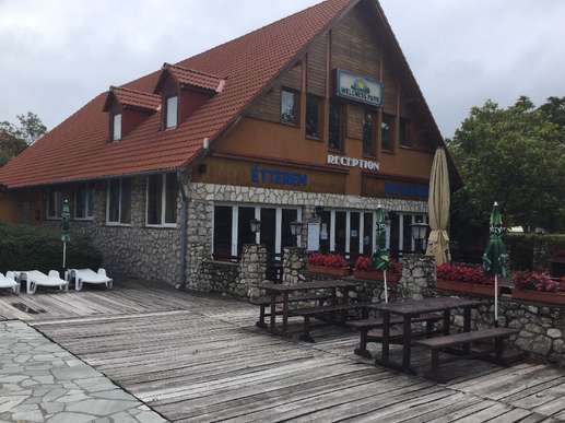 Added a photo to a location