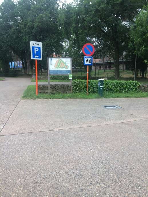 Einem Ort wurde ein Foto hinzugefügt