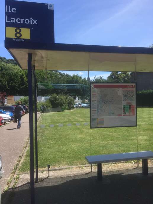 Einem Ort wurde ein Foto hinzugefügt