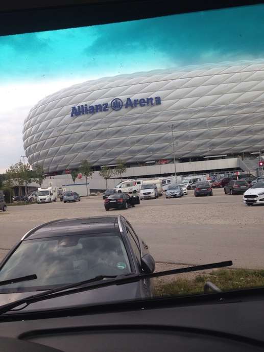 Einem Ort wurde ein Foto hinzugefügt