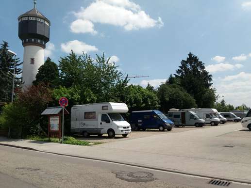 Einem Ort wurde ein Foto hinzugefügt