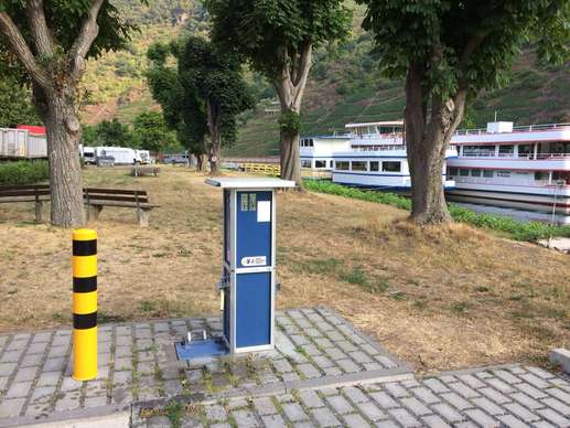 Einem Ort wurde ein Foto hinzugefügt
