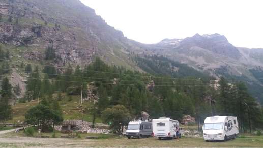 Added a photo to a location