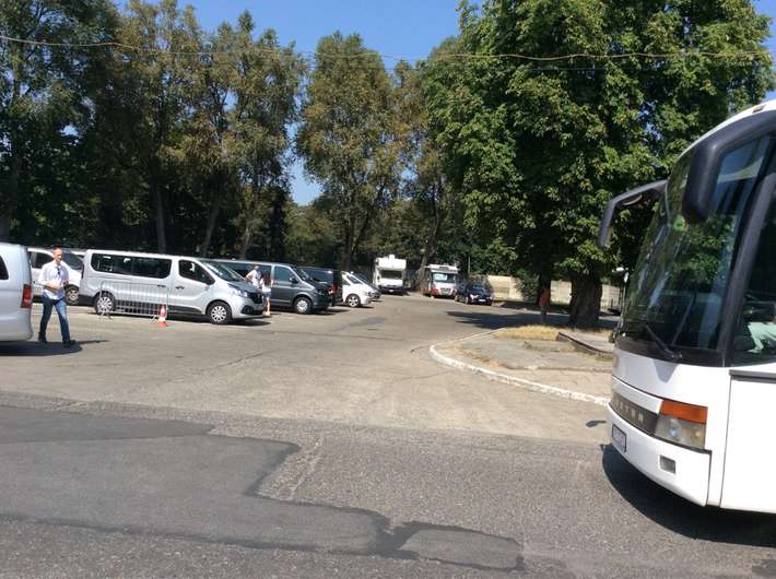 Auschwitz parking
