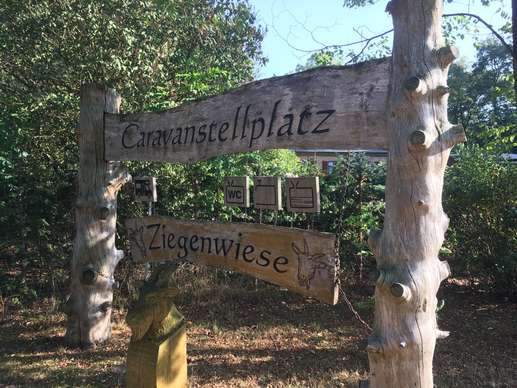 Einem Ort wurde ein Foto hinzugefügt
