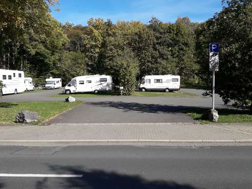 Einem Ort wurde ein Foto hinzugefügt