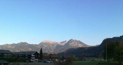 Einem Ort wurde ein Foto hinzugefügt