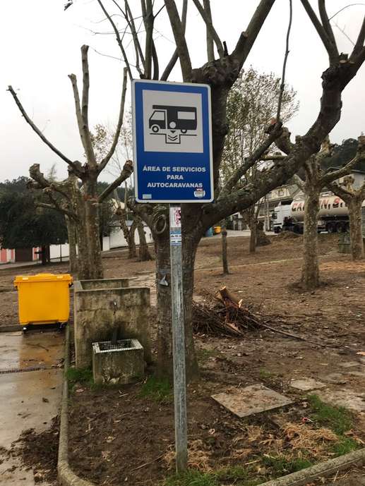 Einem Ort wurde ein Foto hinzugefügt