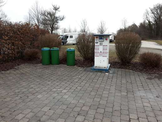 Einem Ort wurde ein Foto hinzugefügt