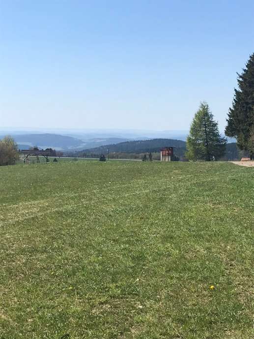 Einem Ort wurde ein Foto hinzugefügt
