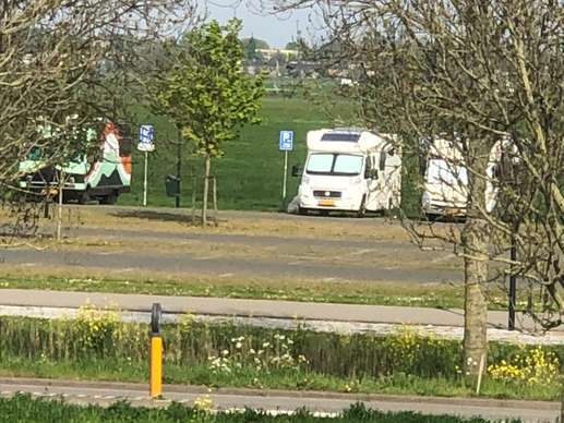 Einem Ort wurde ein Foto hinzugefügt