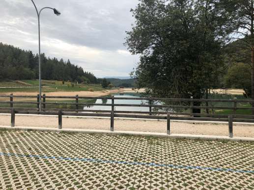 Added a photo to a location