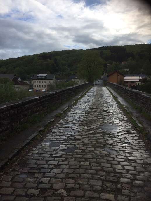 Einem Ort wurde ein Foto hinzugefügt