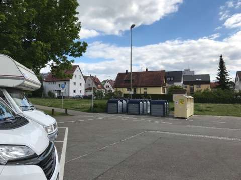 Einem Ort wurde ein Foto hinzugefügt