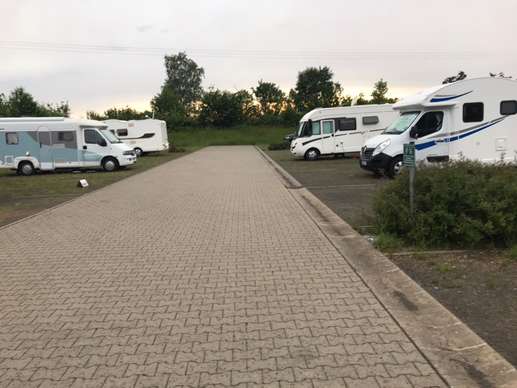 Einem Ort wurde ein Foto hinzugefügt