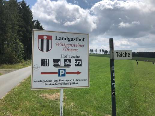 Einem Ort wurde ein Foto hinzugefügt
