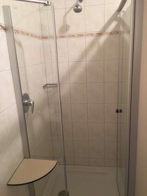 Einem Ort wurde ein Foto hinzugefügt