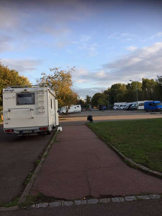 Einem Ort wurde ein Foto hinzugefügt