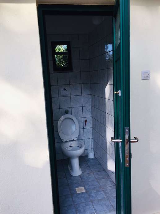 Einem Ort wurde ein Foto hinzugefügt