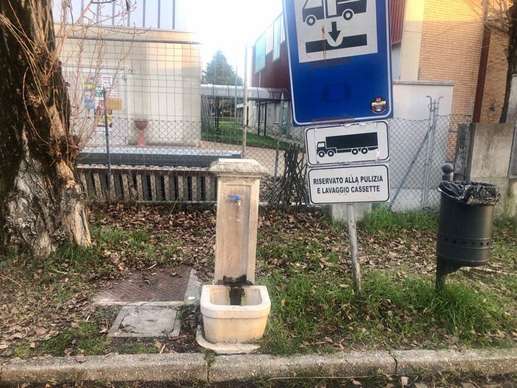 Aggiunta una foto a una posizione