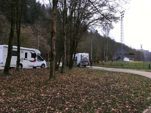 Einem Ort wurde ein Foto hinzugefügt