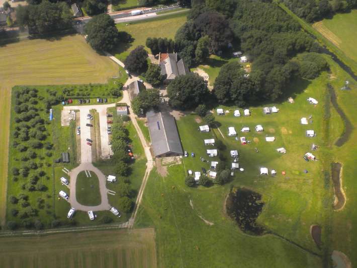 Camperplaats De Adelaar