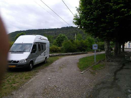 Added a photo to a location