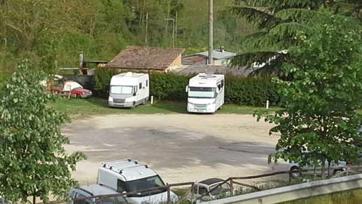 Einem Ort wurde ein Foto hinzugefügt