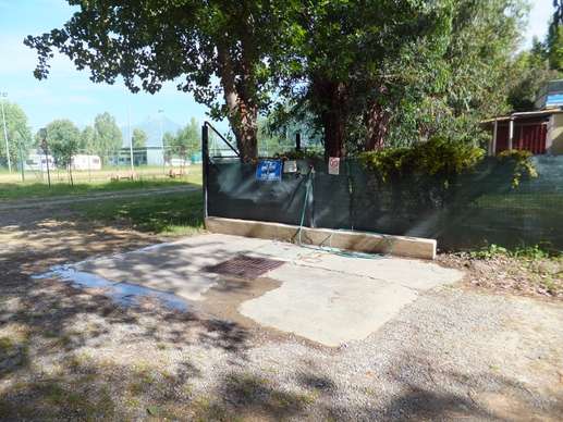 Added a photo to a location