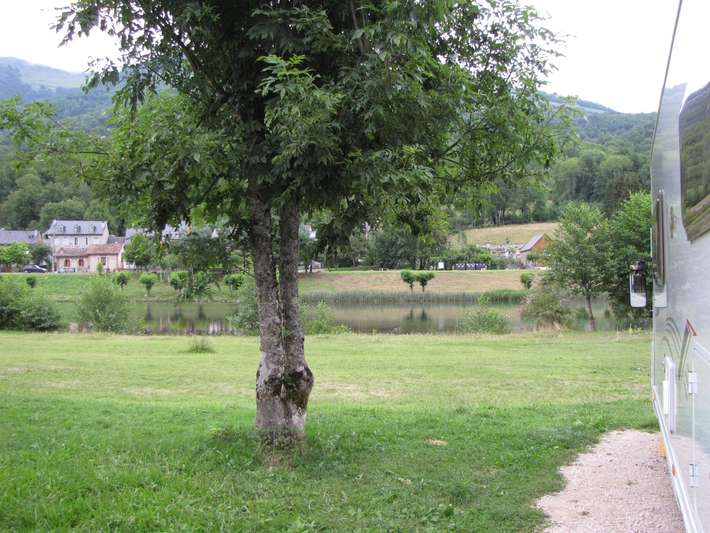 Aire de Camping-Car Village de Bonac-sur-Lez