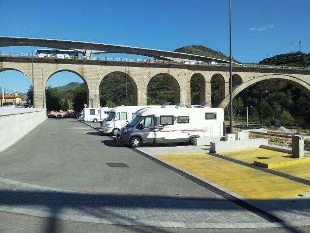 Parque de Pernoita de Autocaravanes Peso 