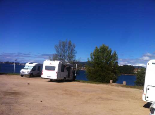Added a photo to a location